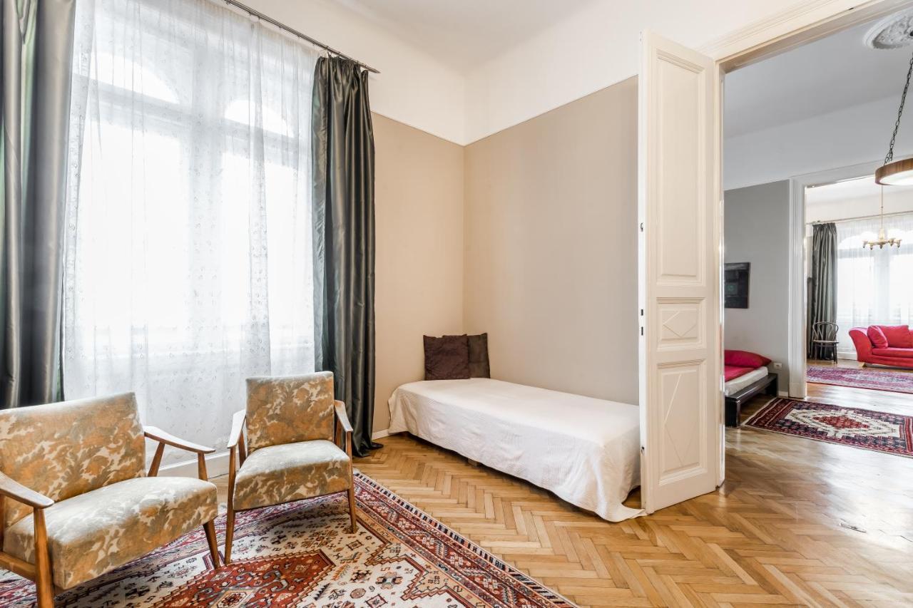 Berta - 4 Bedrooms, 3 Baths Budapeste Exterior foto